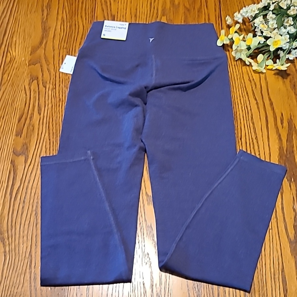 NWT Old Navy Balance Leggings - Ladies Small - Picture 8 of 9